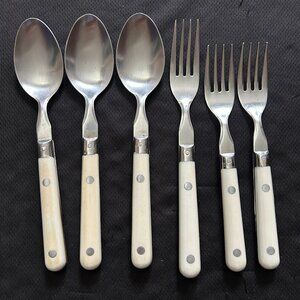 WF Washington Forge Mardi Gras Stainless Off White Plastic Handle flatware 6 pcs
